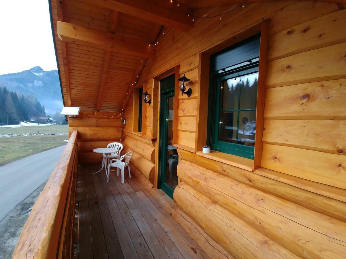 Ferienwohnungen Blockhaus - Zwergenhaeusl Грюнау-им-Альмталь Экстерьер фото